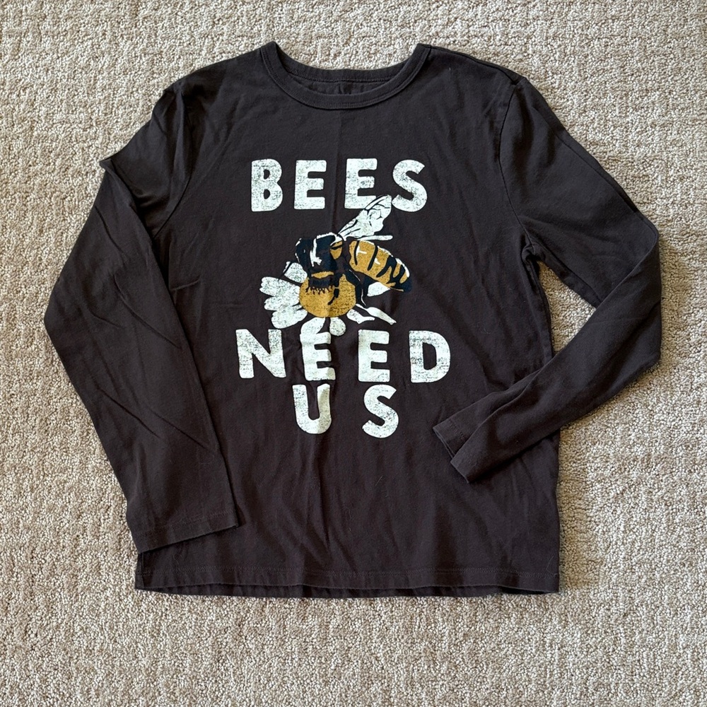 Euc, like new Gap Brown 'Bees Need Us' Kids Long Sleeve Shirt, size L